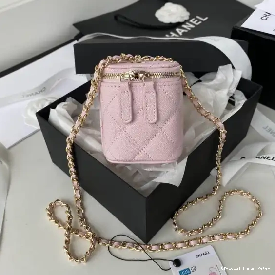 HyperPeter VANITY WITH CHANEL SMALL CHAIN 0606